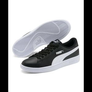 Puma smash v2 leather sneaker